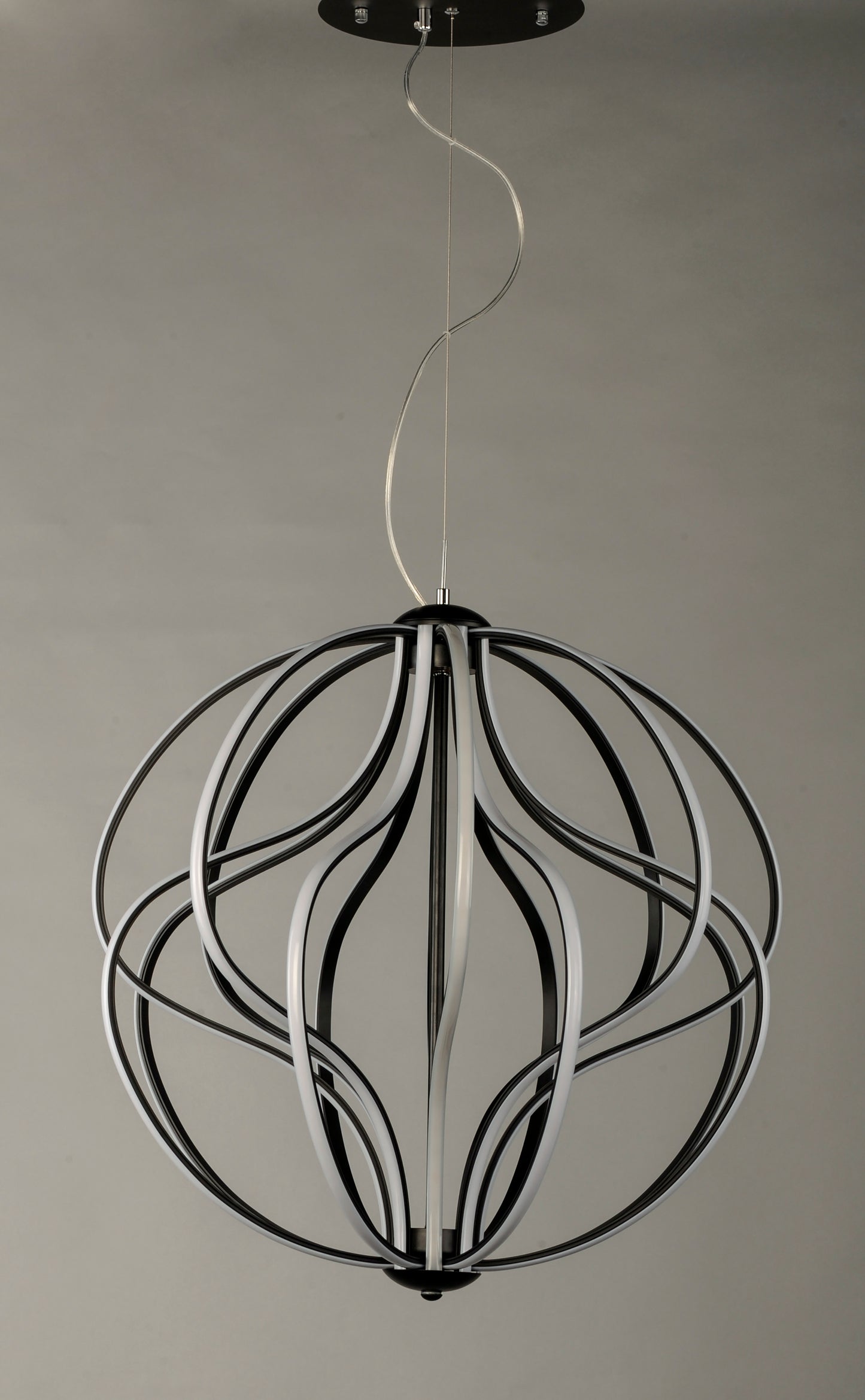 E21176-BK - Aura 26" Pendant - Black