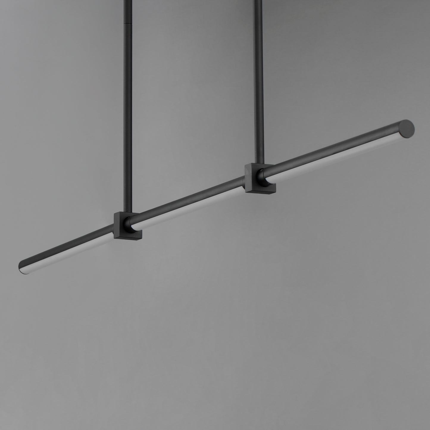 E21357-BK - 3 Light Dorian 4.75" Chandelier - Black