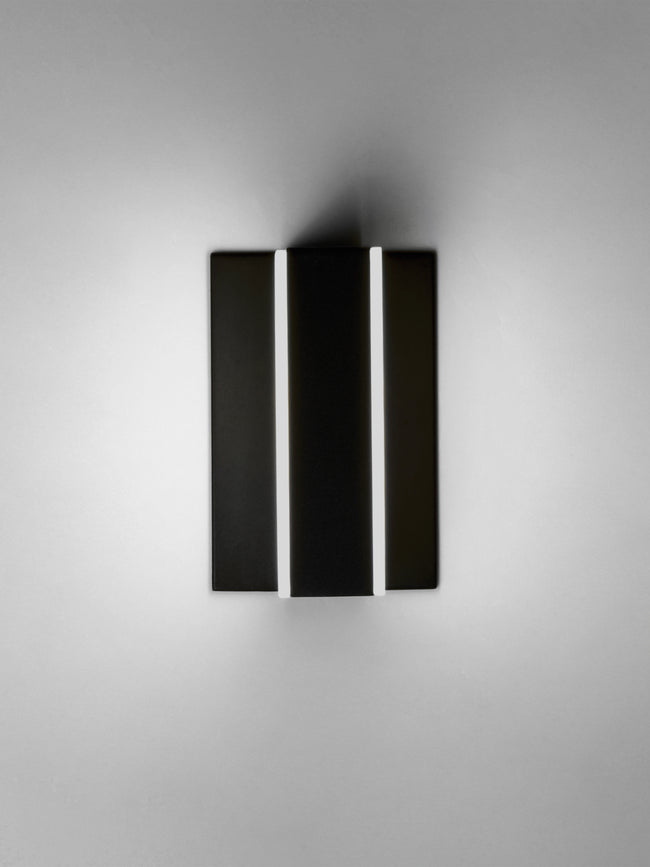 E23210-90BK - Omni 7" LED Wall Sconce - Black