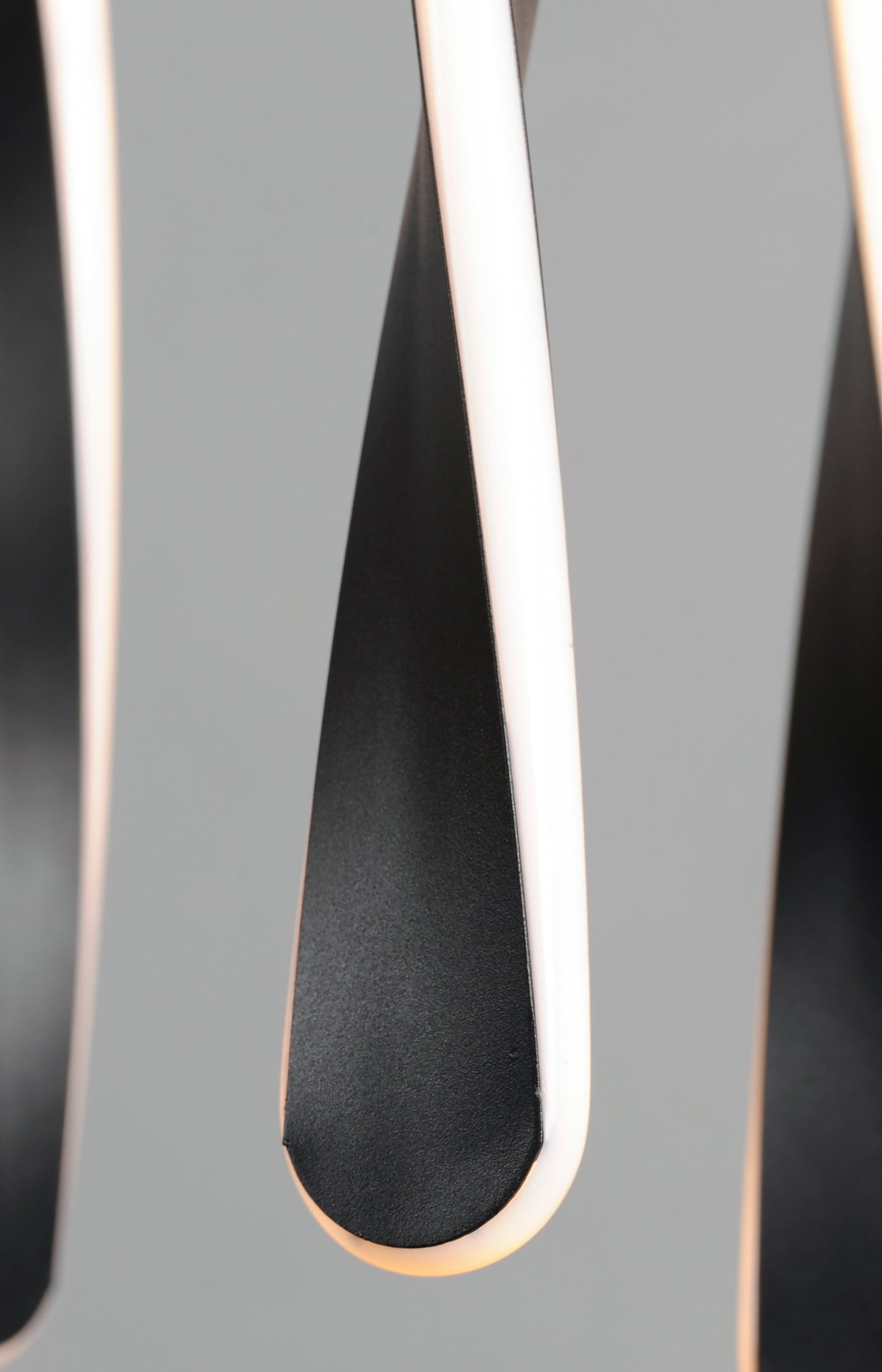 E24156-BK - 10 Light Pirouette 24" Chandelier - Black