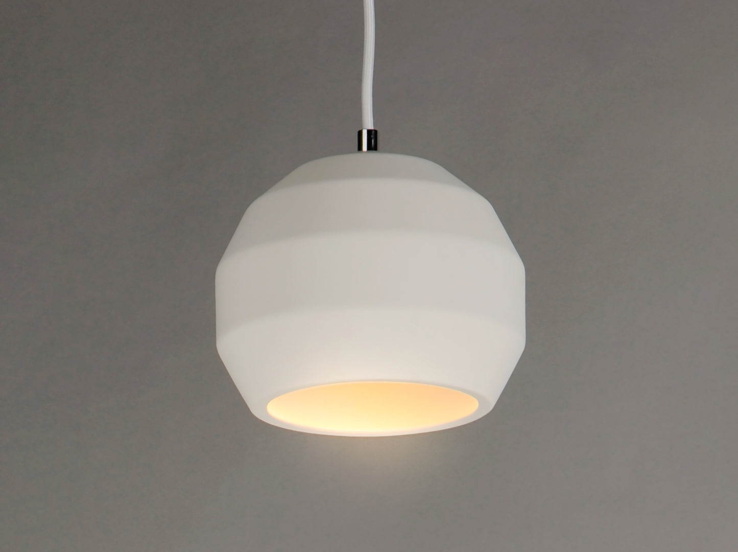 E25035-WT - Hive 7.75" Pendant - White