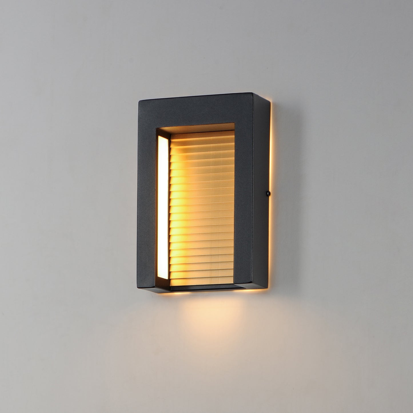 E30102-BKGLD - Alcove 10" Outdoor Wall Sconce - Black / Gold