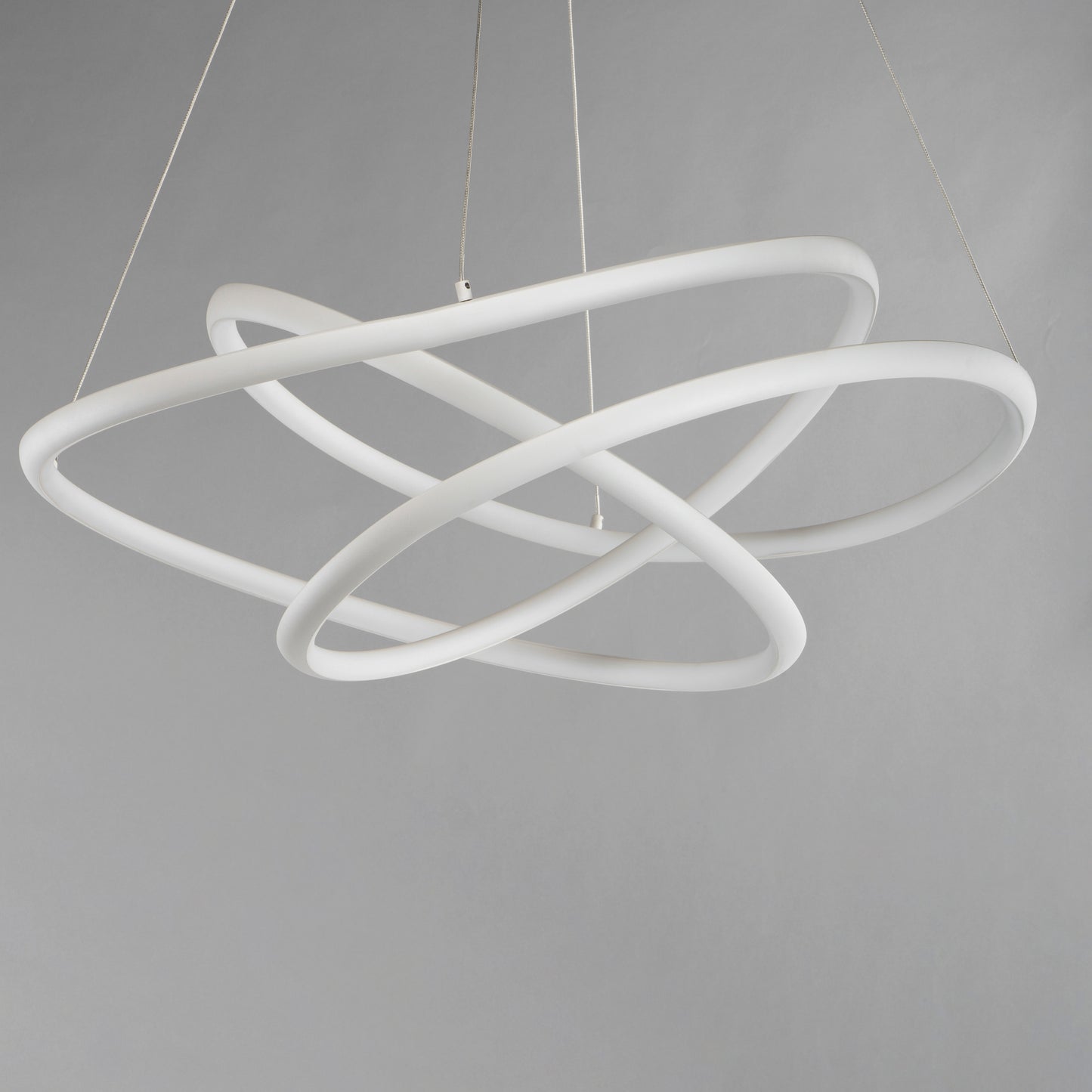 E30645-MW - Twisted 32" Pendant - Matte White
