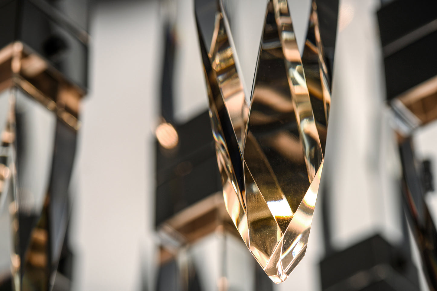 E31247-20PC - 10 Light Quartz 20" Chandelier - Polished Chrome