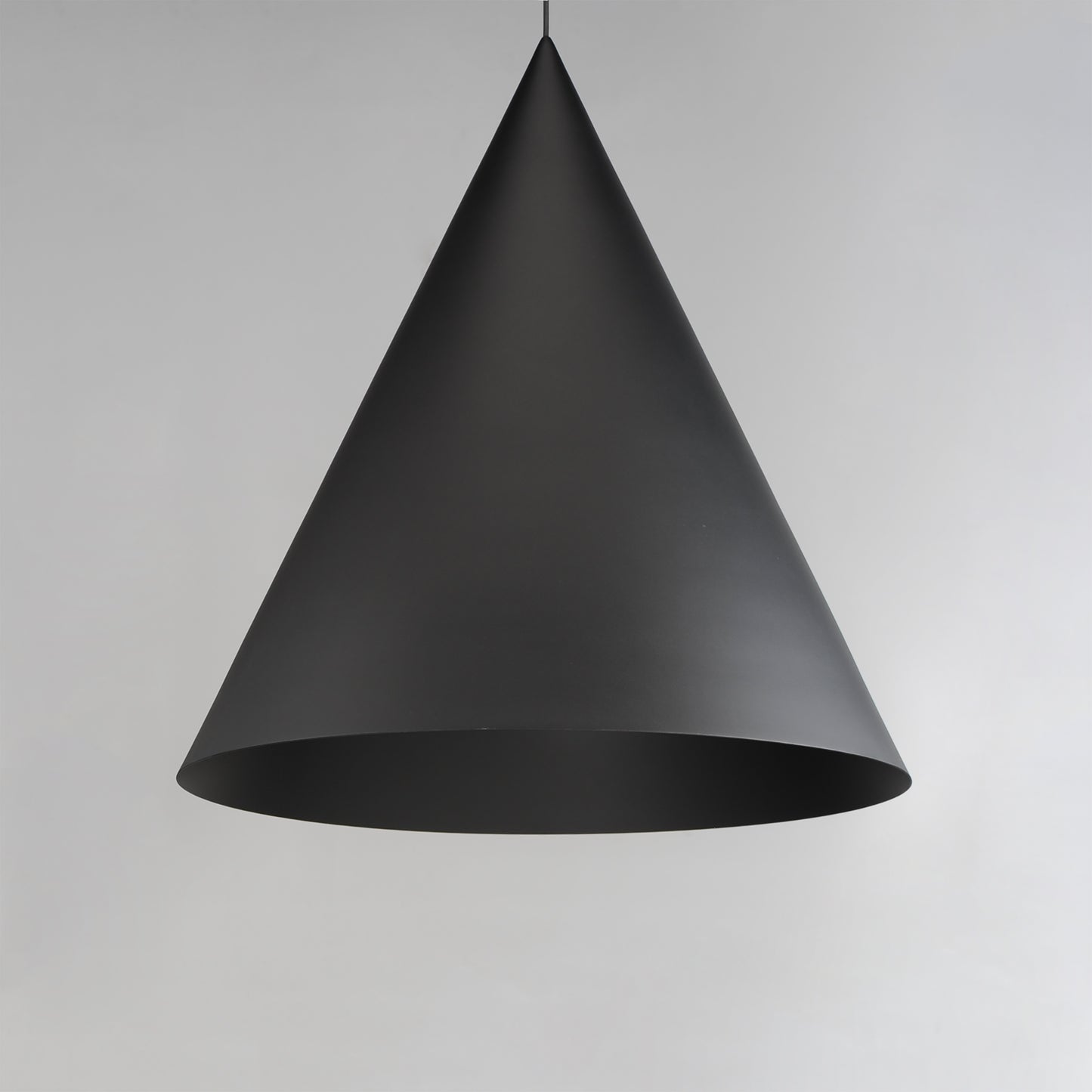 E34506-BK - Pitch 31" Pendant - Black