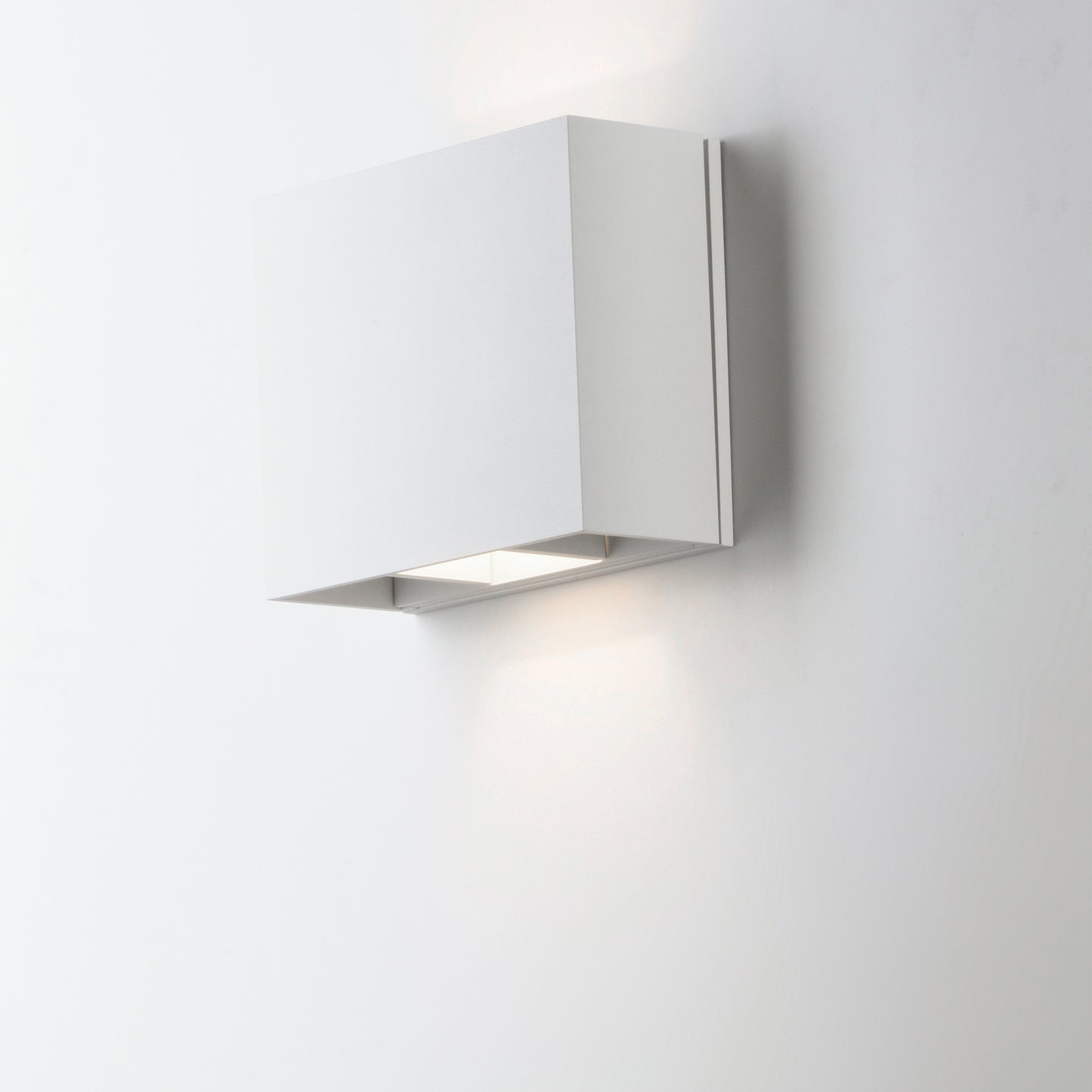 E41328-WT - Alumilux Cube 7" Outdoor Wall Sconce - White