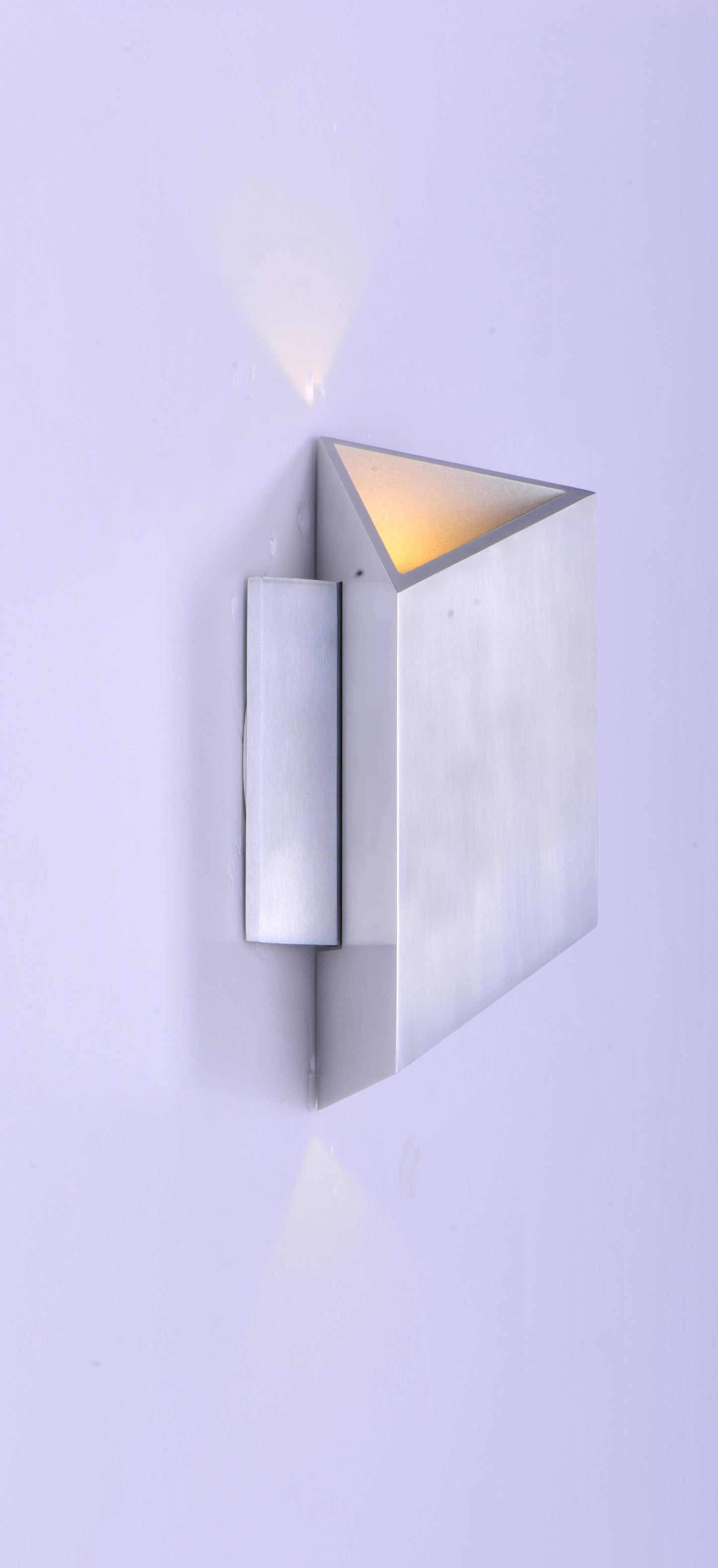E41373-SA - Alumilux Facet 8.5" Outdoor Wall Sconce - Satin Aluminum