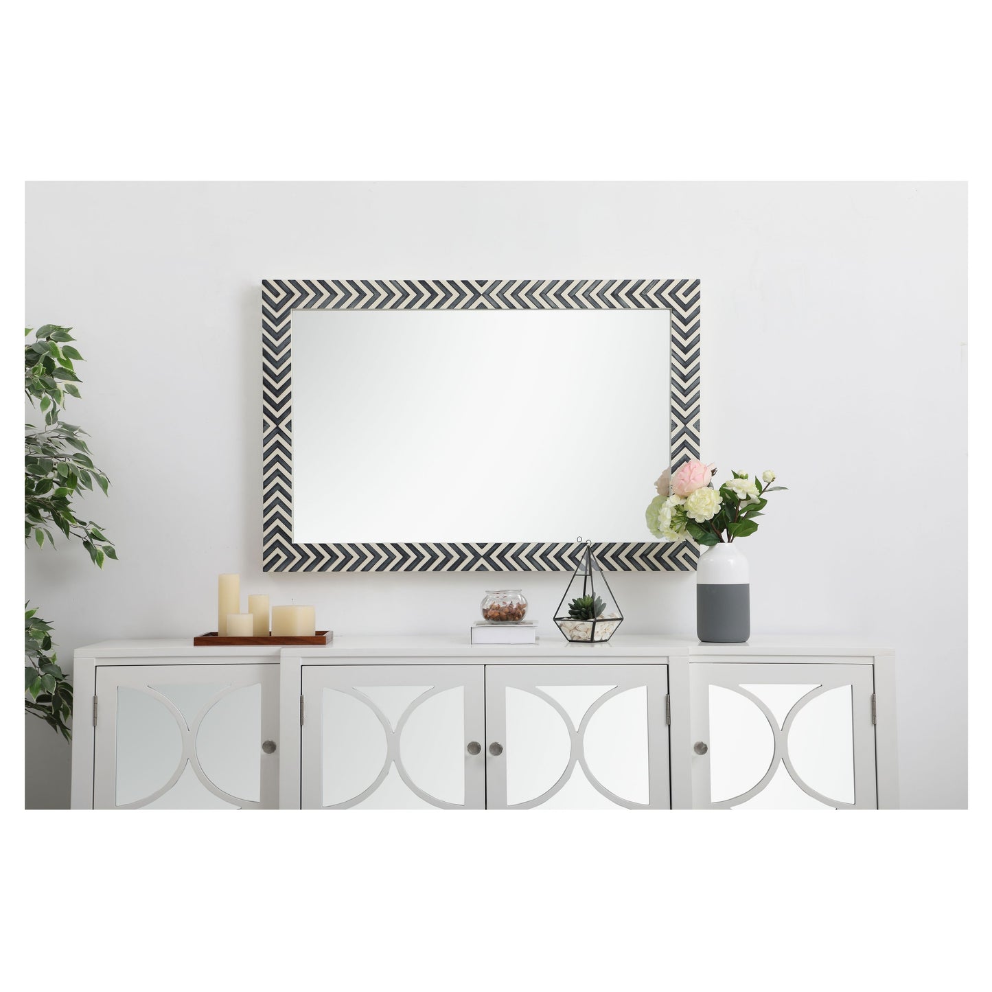MR52842 Oullette 28" x 42" Rectangular Mirror in Chevron Frame