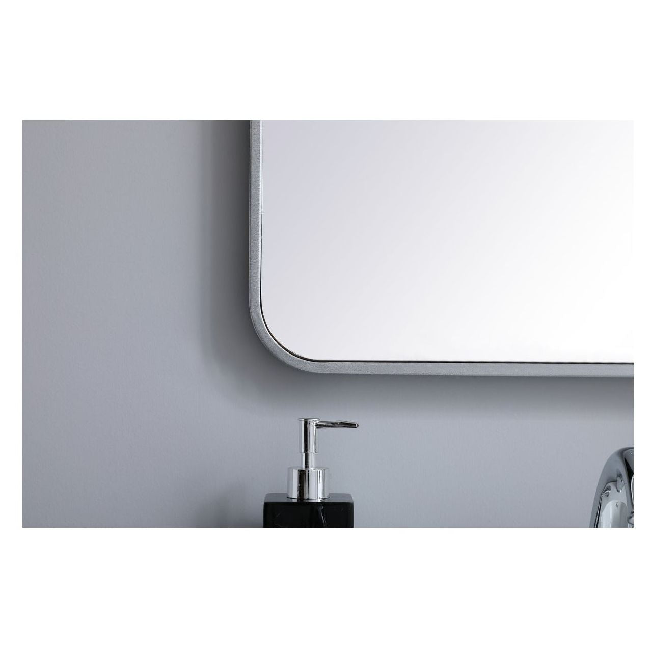 MR802236S Evermore 22" x 36" Metal Framed Rectangular Mirror in Silver