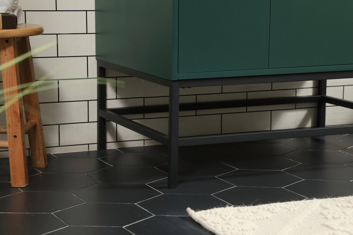 Eugene 32" Single Bathroom Vanity Set