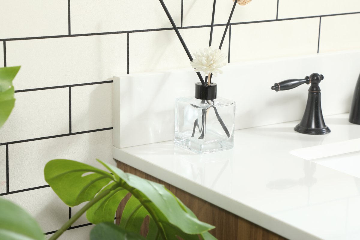 Eugene 32" Single Bathroom Vanity Set