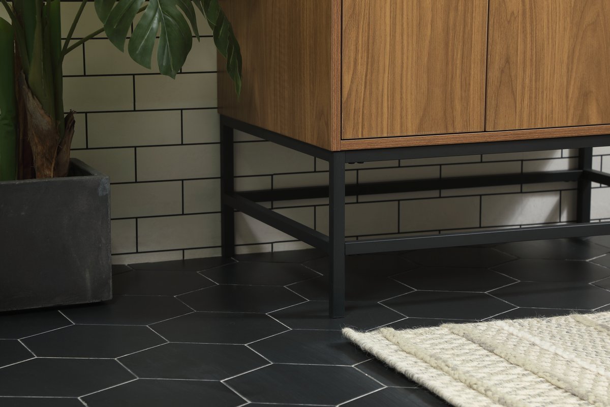 Eugene 32" Single Bathroom Vanity Set