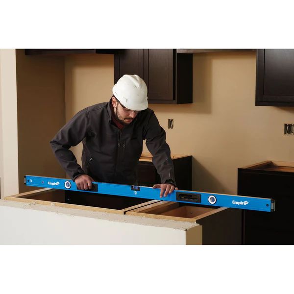 Empire em75 Series True Blue Magnetic Box Level - 24"