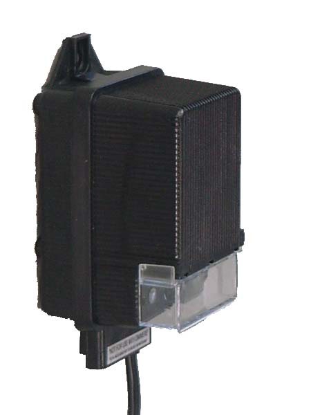 EasyPro EPT100 - EPT100 100 Watt Transformer with Photoeye and timer 120 V to 12 V