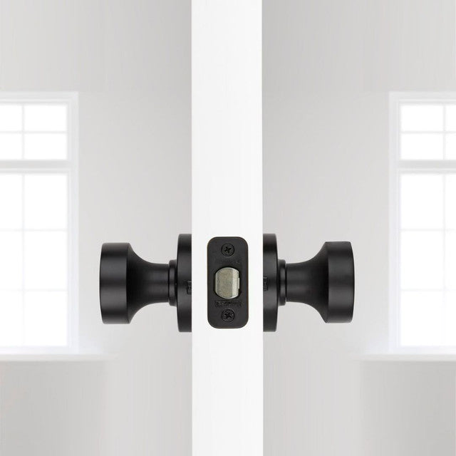 Pismo Signature Series Door Knob with Round Rose