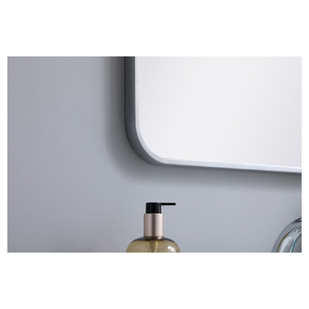 MR801830S Evermore 18" x 30" Metal Framed Rectangular Mirror in Silver