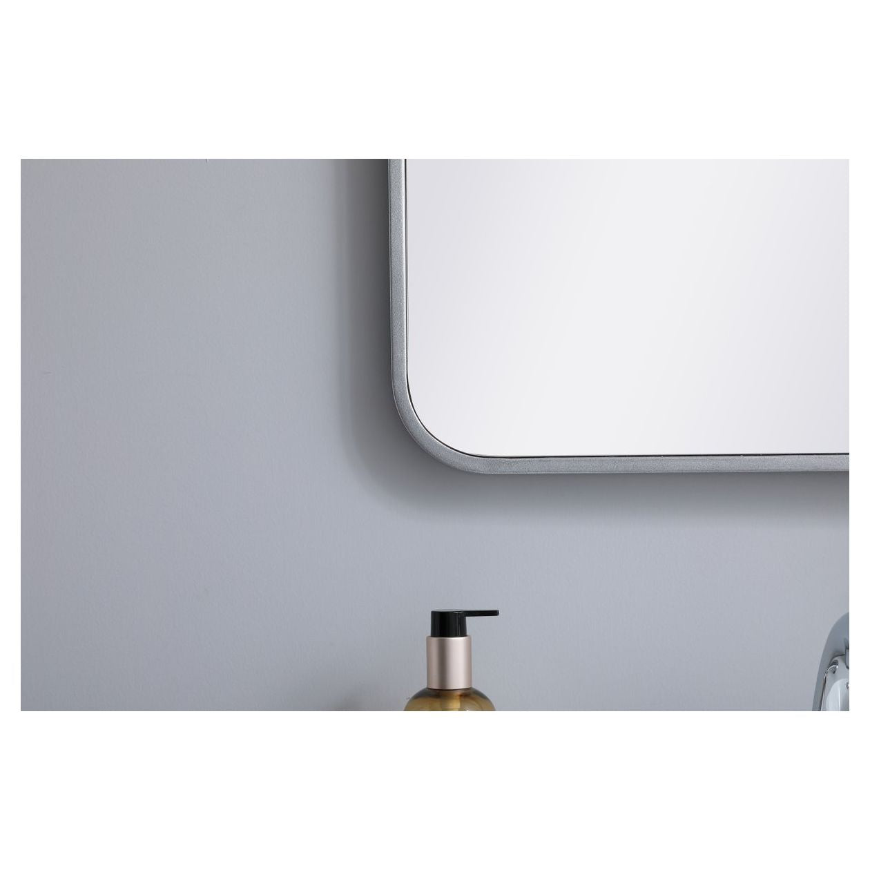 MR802030S Evermore 20" x 30" Metal Framed Rectangular Mirror in Silver