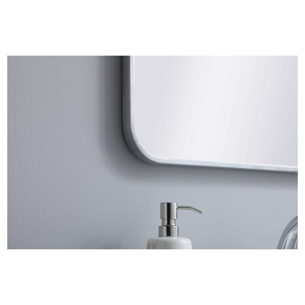 MR802230S Evermore 22" x 30" Metal Framed Rectangular Mirror in Silver