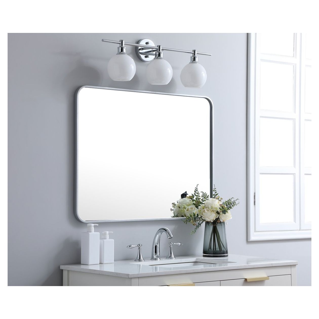 MR802736S Evermore 27" x 36" Metal Framed Rectangular Mirror in Silver