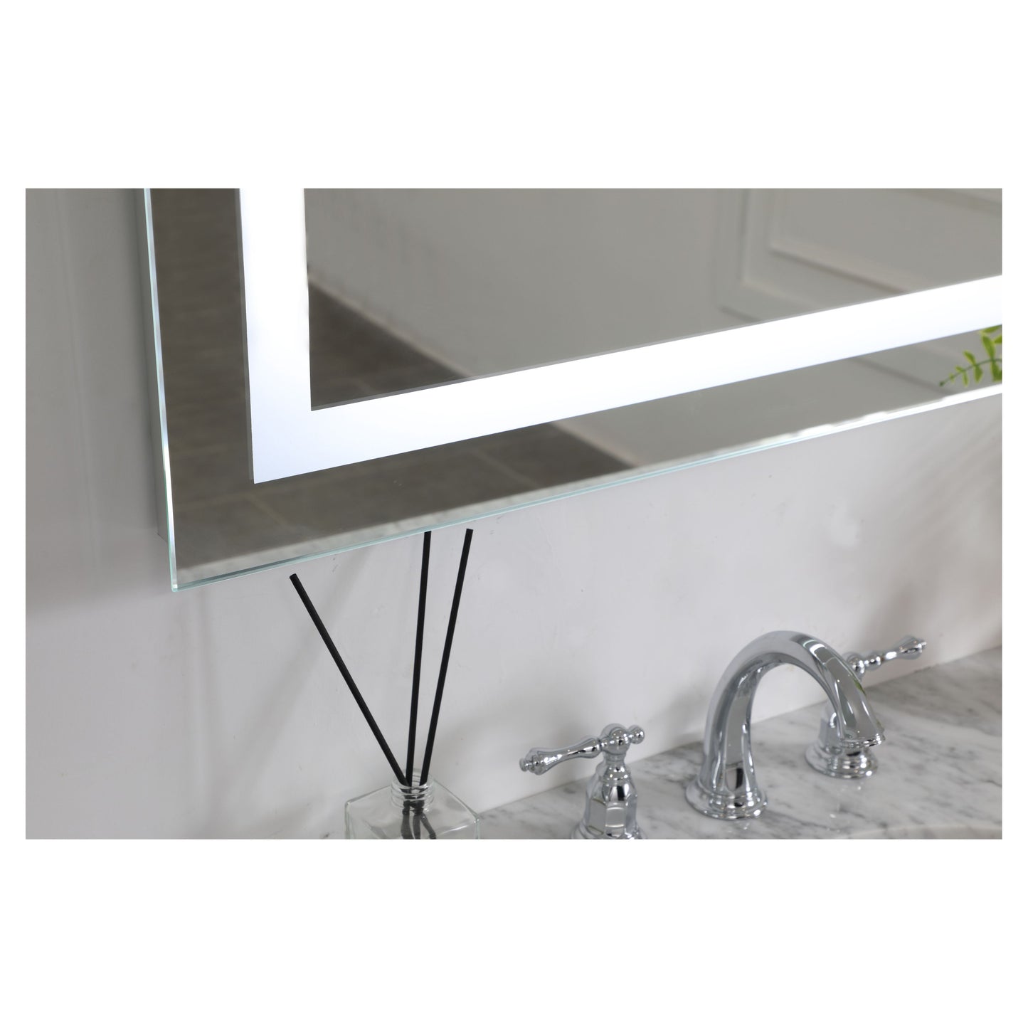 MRE73248 Nova 32" x 48" LED Mirror - 5000K
