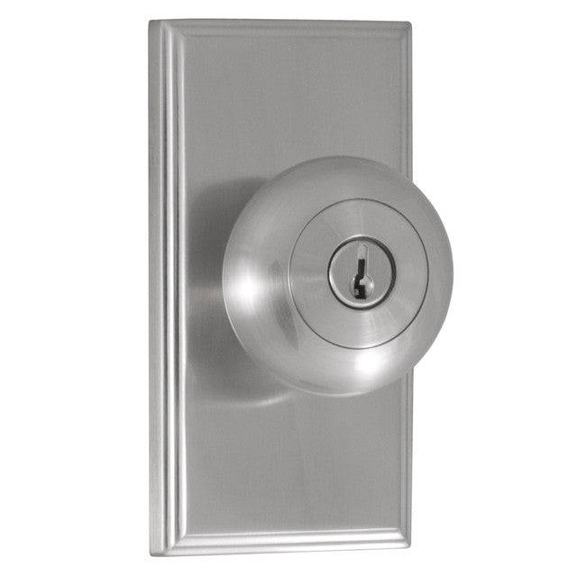 Impresa Elegance Collection Door Knob with Woodward Rosette
